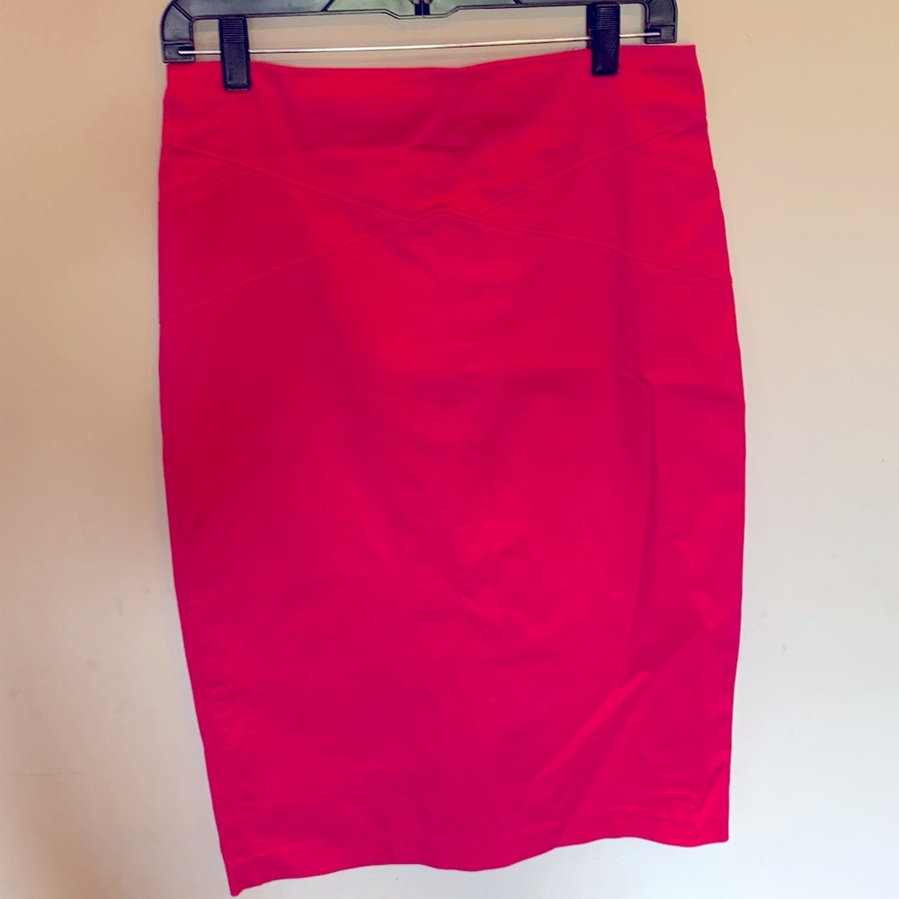 NY & Co. pink pencil skirt.